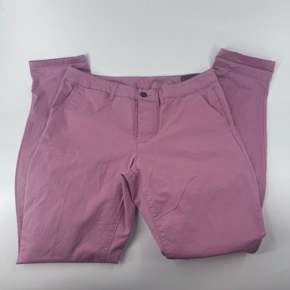 ASOS Pink Chinos Modern Minimalist Design‎